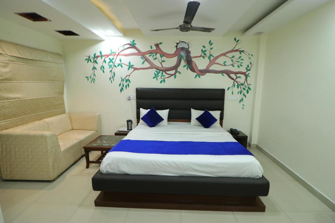 Hotel Eurasia Mohali International Airport Zirakpur Εξωτερικό φωτογραφία