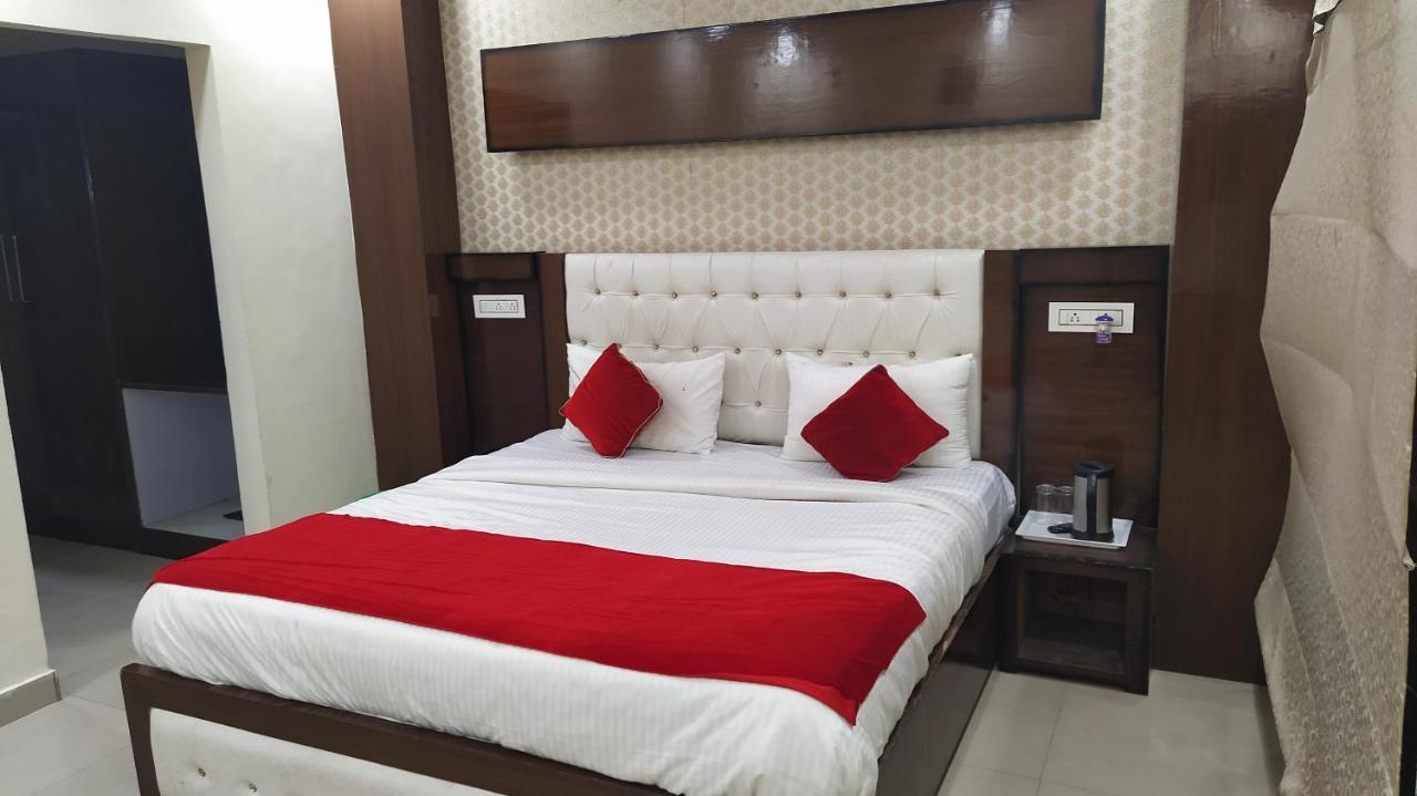 Hotel Eurasia Mohali International Airport Zirakpur Εξωτερικό φωτογραφία